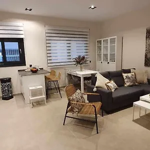 Estupendo Piso En La Playa Victoria Cádiz